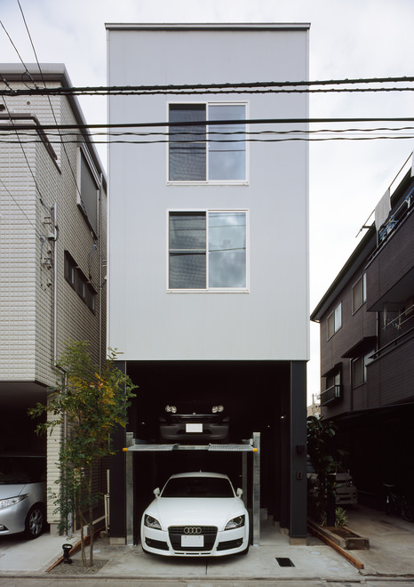大島の狭小ガレージハウス 東京 建築面積 約8坪 施工例 建築家の住宅をプロデュースするザウス 大島の狭小ガレージハウス 東京 建築面積 約8坪 施工例 建築家の住宅をプロデュースするザウス