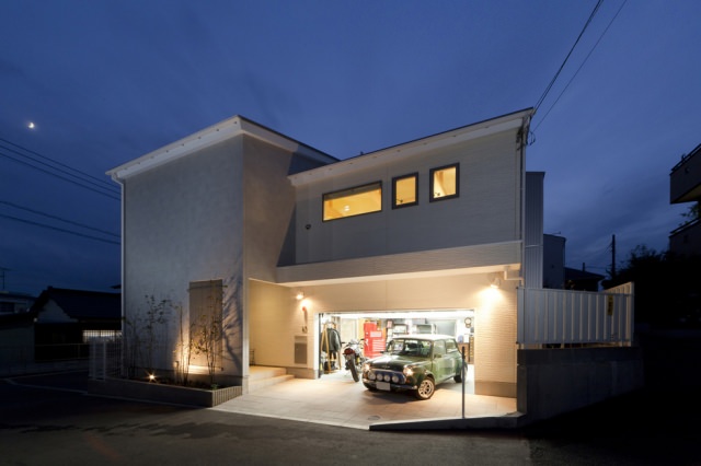 愛甲石田のガレージハウス 神奈川 施工例 建築家の住宅をプロデュースするザウス