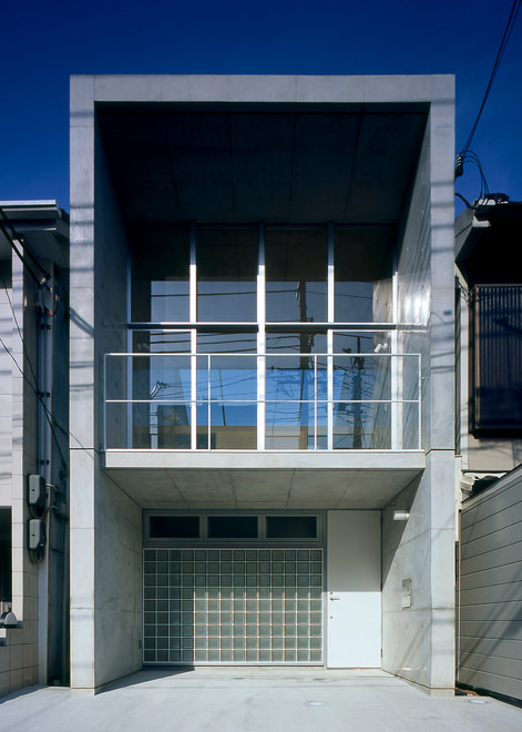 東住吉の狭小住宅 大阪 建築面積 約14 9坪 施工例 建築家の住宅をプロデュースするザウス 東住吉の狭小住宅 大阪 建築面積 約14 9坪 施工例 建築家の住宅をプロデュースするザウス