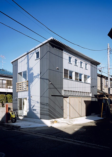 新羽のガレージハウス 横浜 施工例 建築家の住宅をプロデュースするザウス