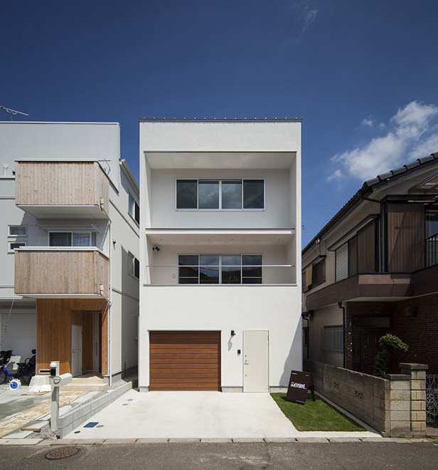 朝霞のバイクガレージハウス 埼玉 施工例 建築家の住宅をプロデュースするザウス