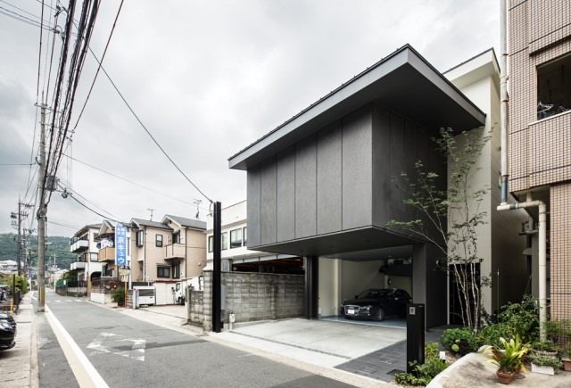 京都 山科のガレージハウス 施工例 建築家の住宅をプロデュースするザウス