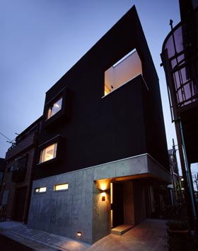 建築・設計｜建築家と理想の住宅をプロデュース ザウス：狭小住宅リビング
