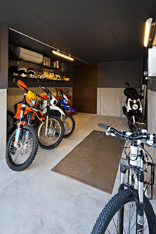 ガレージハウス施工例に「千里のバイクガレージハウス・大阪」をアップしました。
